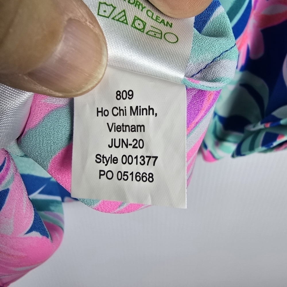 NWOT Lilly Pulitzer Langston Women's Top In Dream A Little Dream Tie Sleeves M - Picture 12 of 12